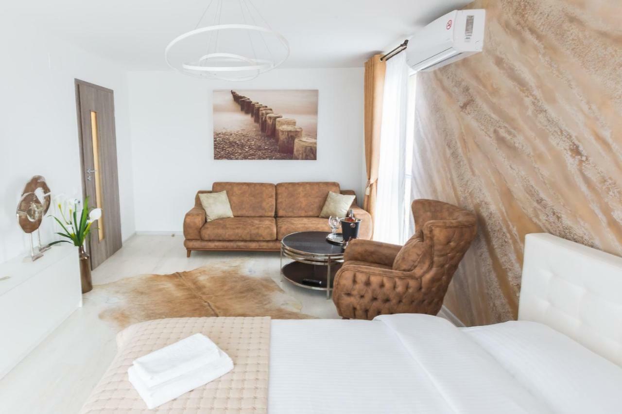 Apartment Alonisos Lux Brasov Exterior photo